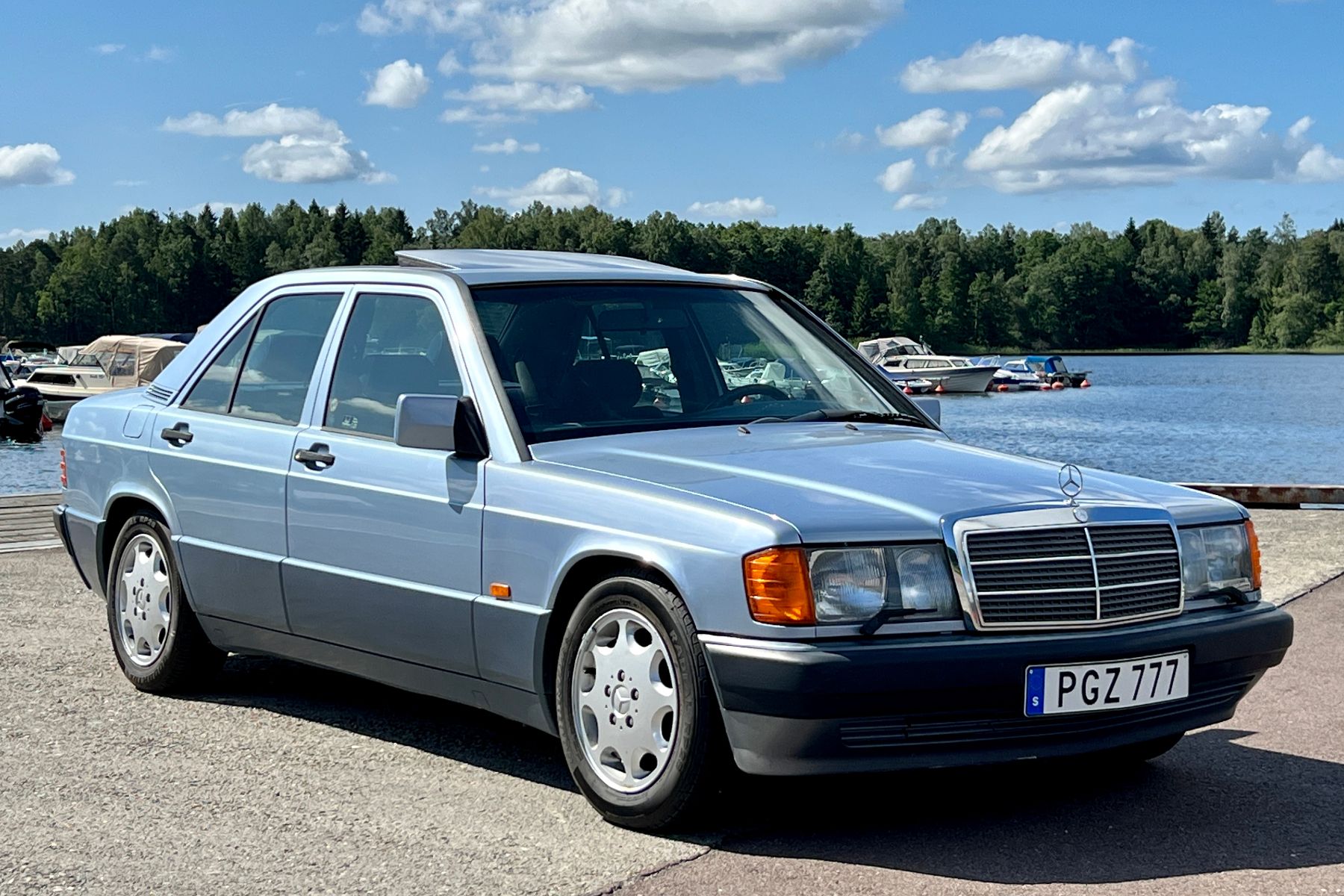 Mercedes-Benz 190 E 2.0 — 1993 on Bilweb Auctions