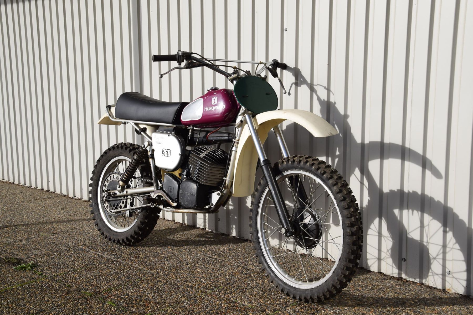 Husqvarna 360 1 cyl 2stroke — 1976 on Bilweb Auctions