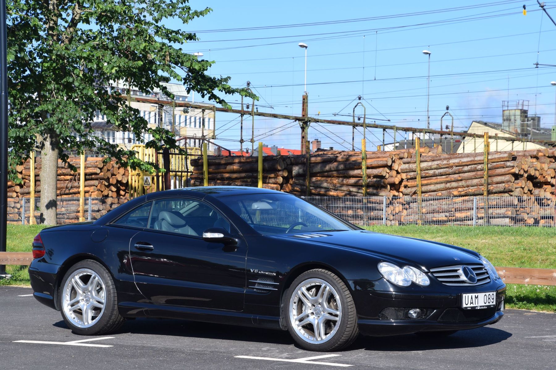 MercedesBenz SL55 AMG Cabriolet V8 Kompressor — 2003 på Bilweb Auctions MercedesBenz SL55 AMG Cabriolet V8 Kompressor — 2003 på Bilweb Auctions