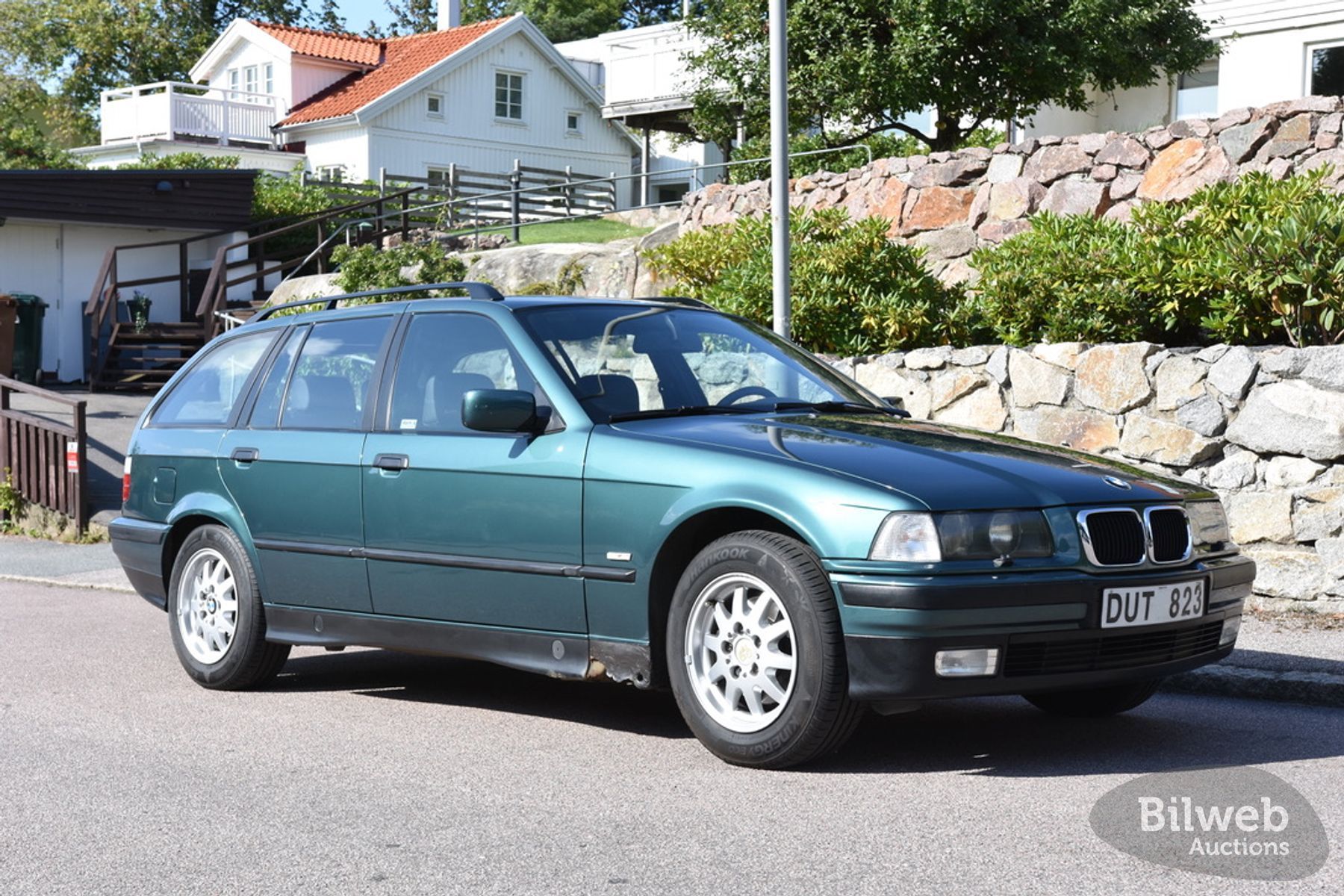 BMW 320i touring (E36) Ficha Técnicas (1995-1999), rendimiento