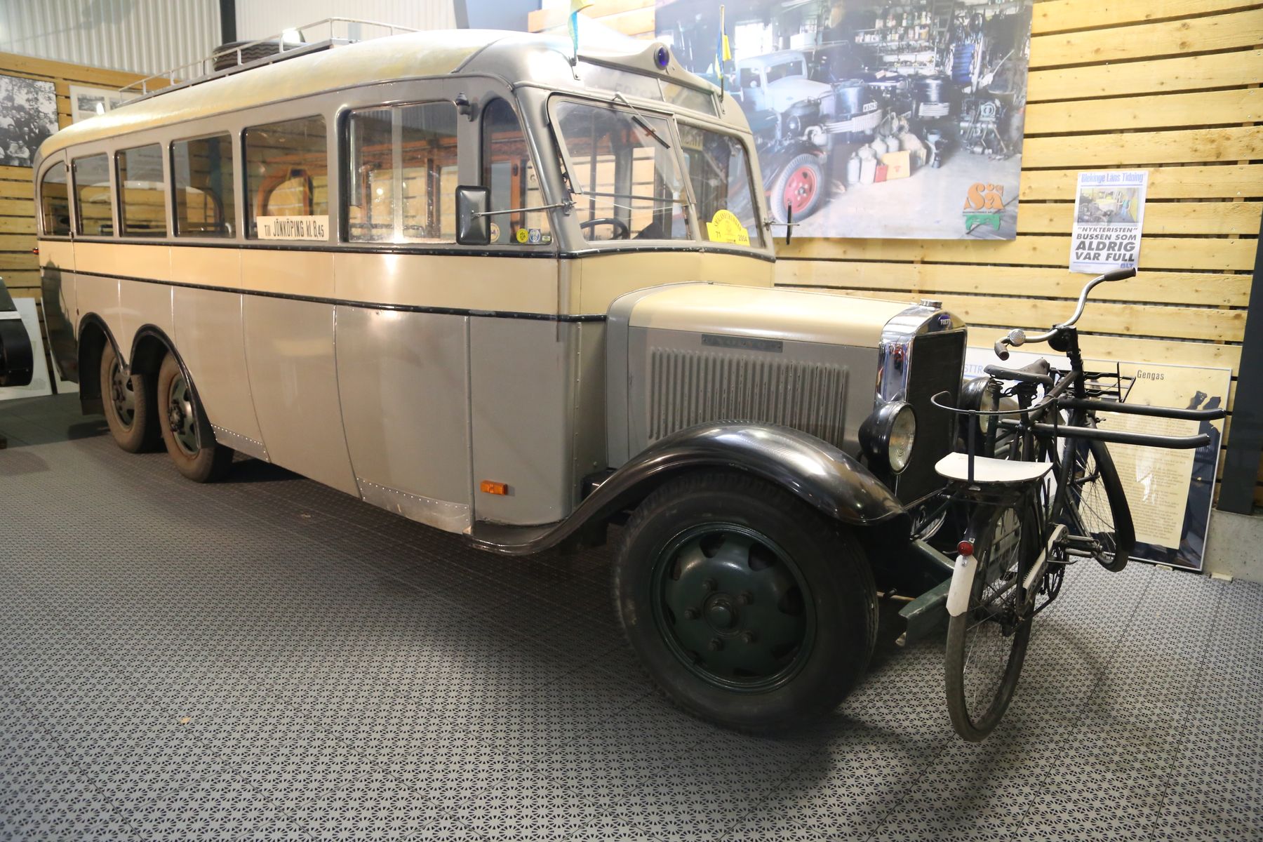 Volvo LV 72 DS -boggie "Nykteristen" Buss 6x4 — 1935 på Bilweb Auctions
